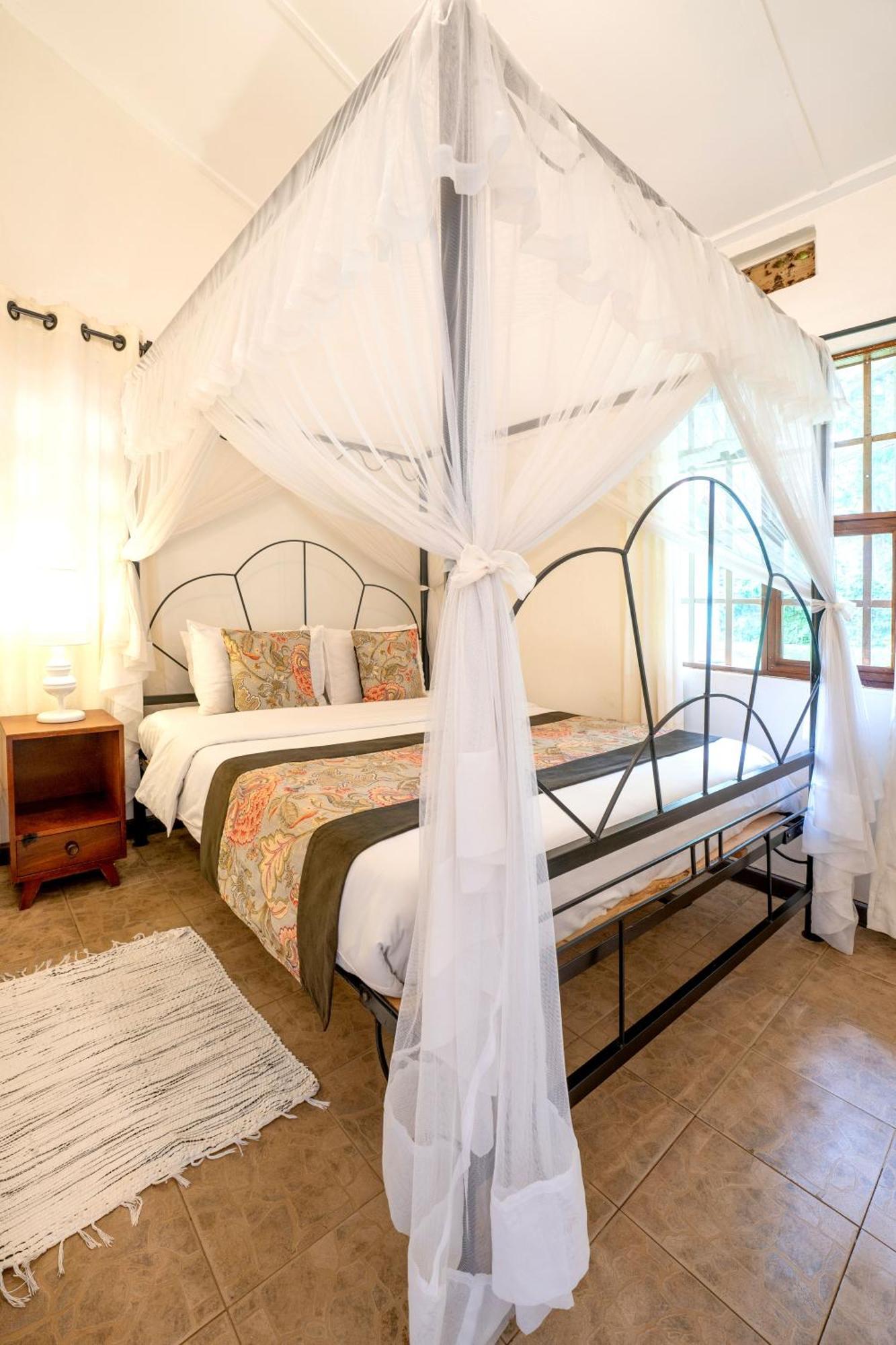 Masindi Hotel Kültér fotó
